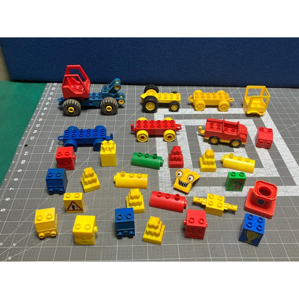 LEGO DUPLO HUGE LOT OF VEHICLES, TRUCKS, TRAIN, CAR MORE CLEAN PIECES